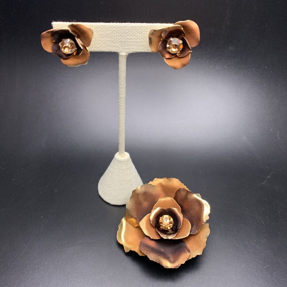 Coro Flower Brooch Earrings Set Screw Back Copper Tone Brown Rhinestone Vintage